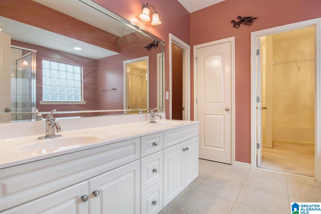 1028 Riviera Drive Calera, AL 35040 - Photo 18 of 39
