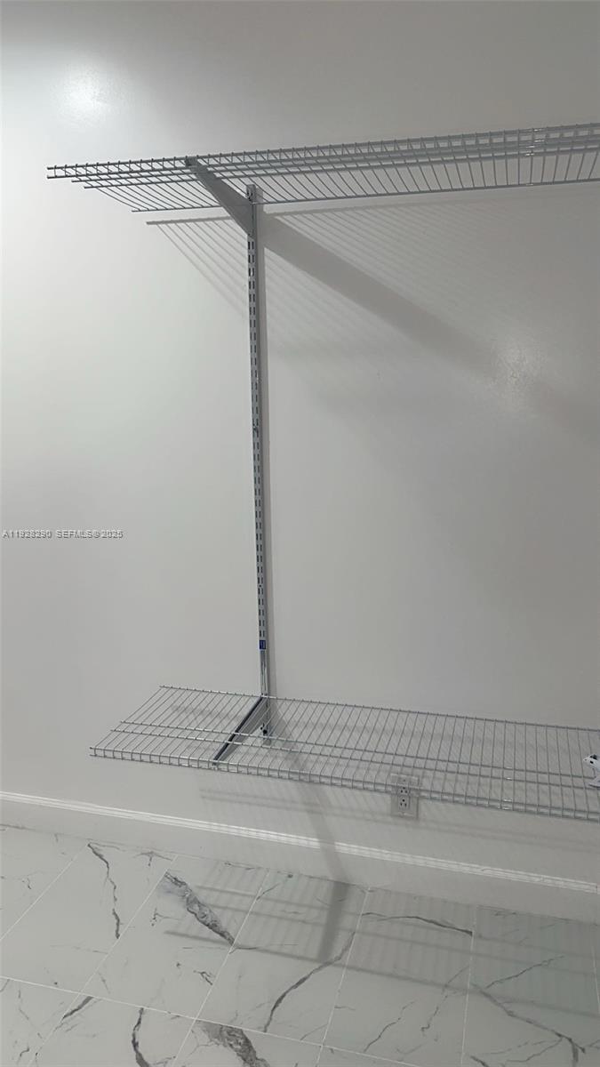 2140 North 62nd Avenue Hollywood, FL 33024 - Photo 4 of 8