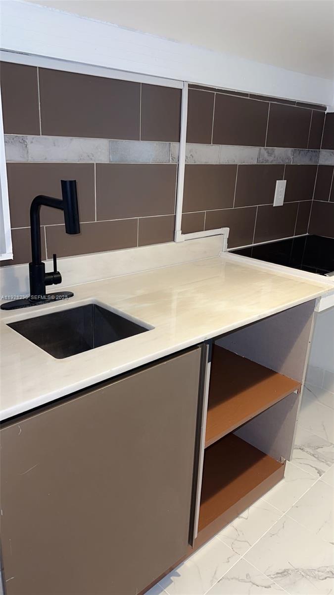 2140 North 62nd Avenue Hollywood, FL 33024 - Photo 5 of 8