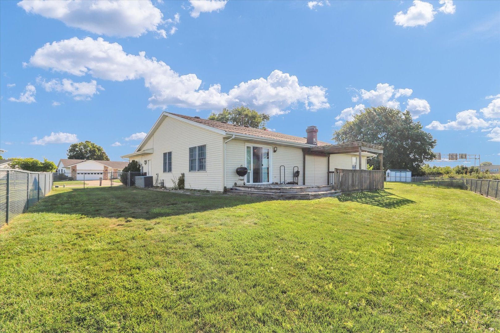 3311 Old Warson Road Champaign, IL 61822 - Photo 26 of 32 Gallery Image 26