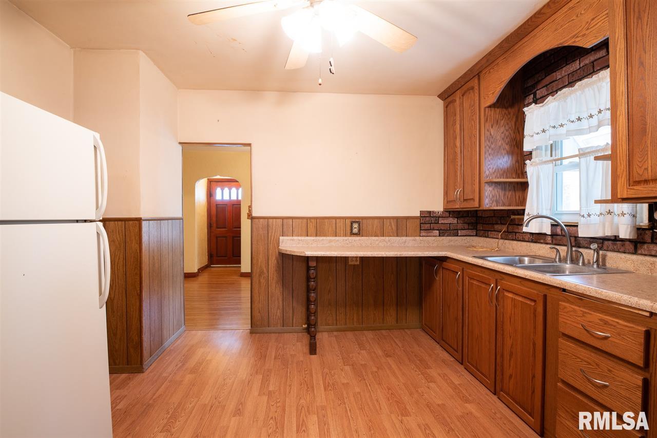 203 Reservoir Road Pekin, IL 61554 - Photo 6 of 26 Gallery Image 6
