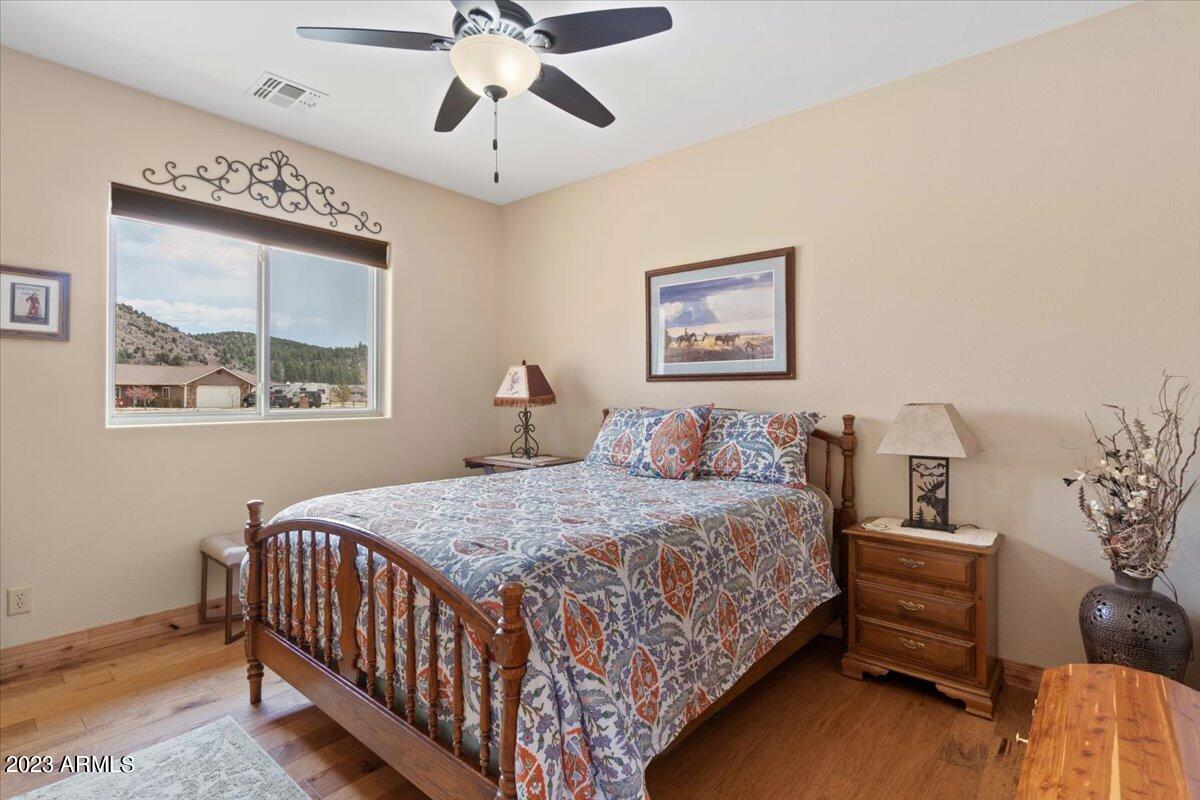 9732 Colfax Road Flagstaff, AZ 86004 - Photo 16 of 31 16-Bedroom