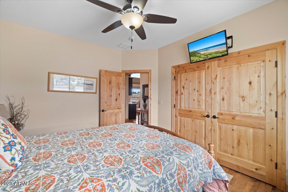 9732 Colfax Road Flagstaff, AZ 86004 - Photo 17 of 31 17-Bedroom