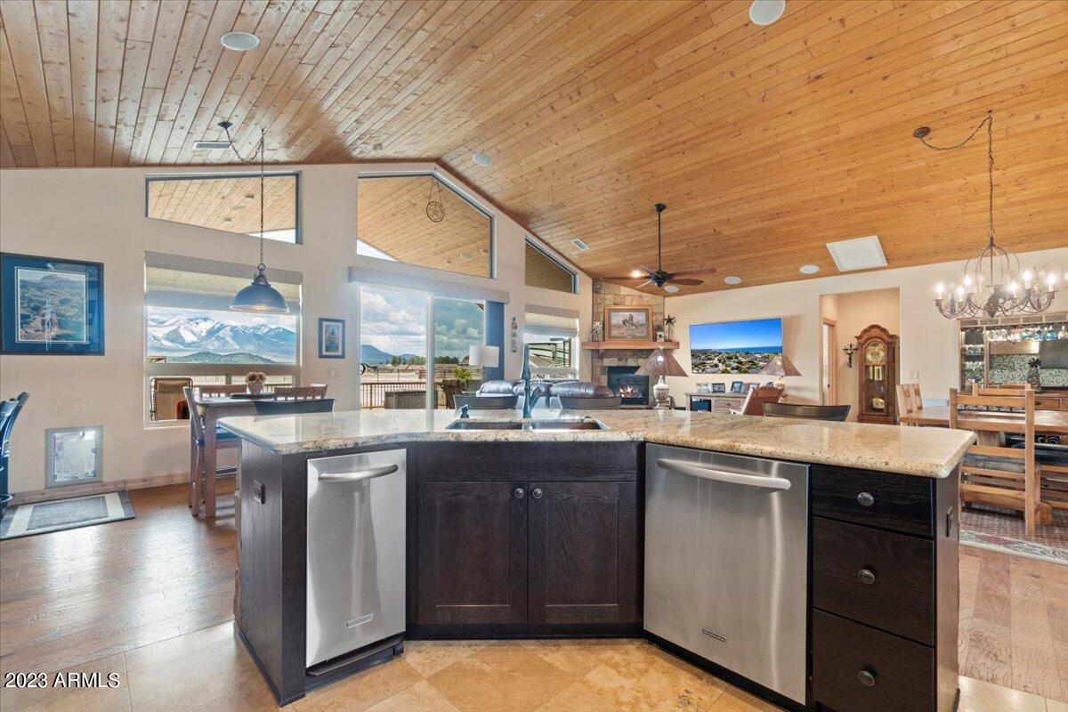 9732 Colfax Road Flagstaff, AZ 86004 - Photo 9 of 31 09-Kitchen