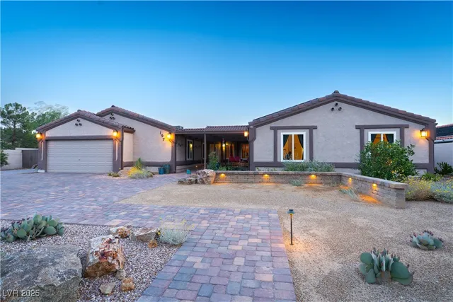 $1,054,222 | 197 Ebb Tide Circle, Las Vegas, NV 89123