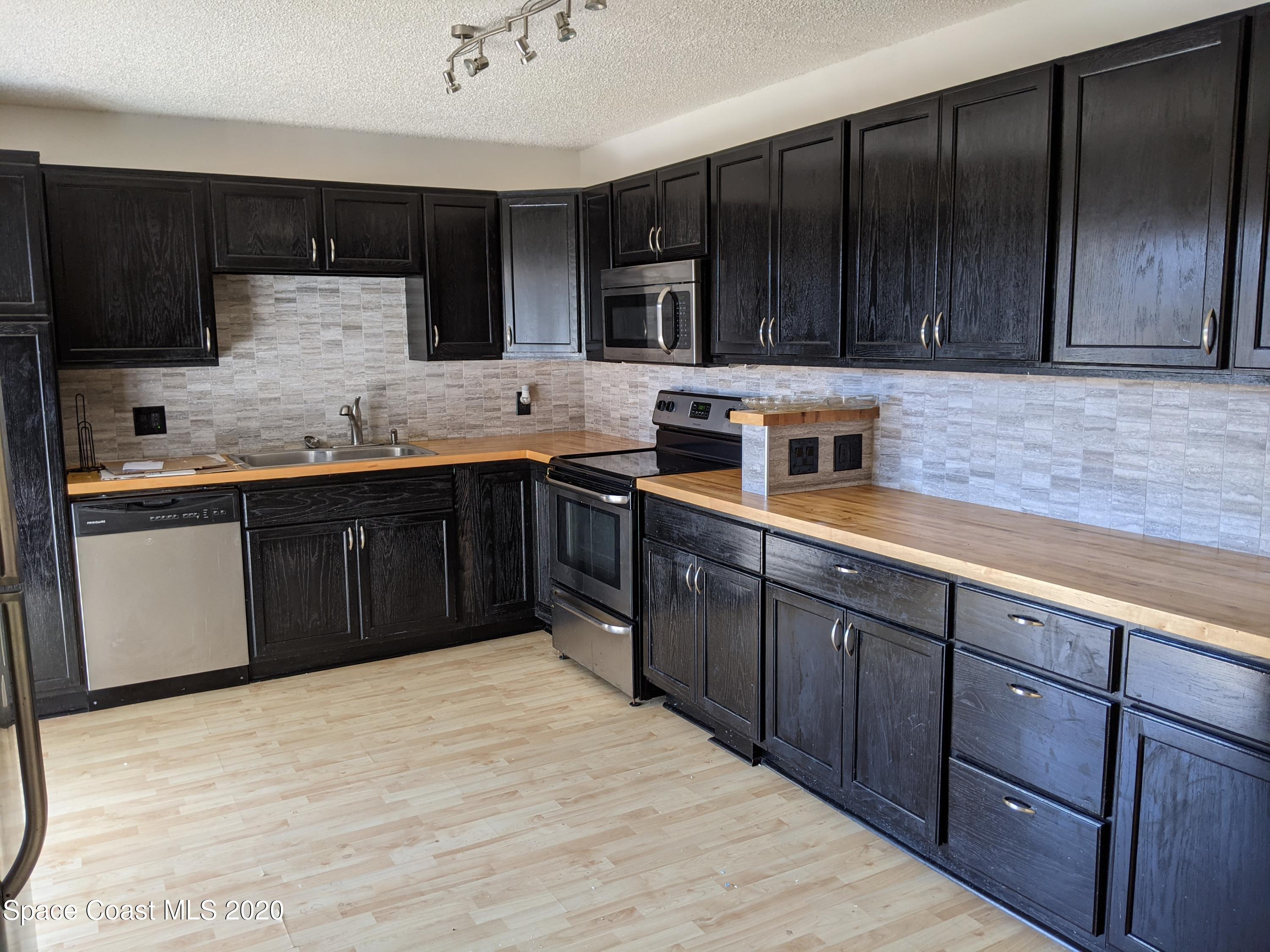 2517 Patty Circle Northeast, Unit 32905 Palm Bay, FL 32905 - Photo 11 of 11 PXL_20210104_152801522