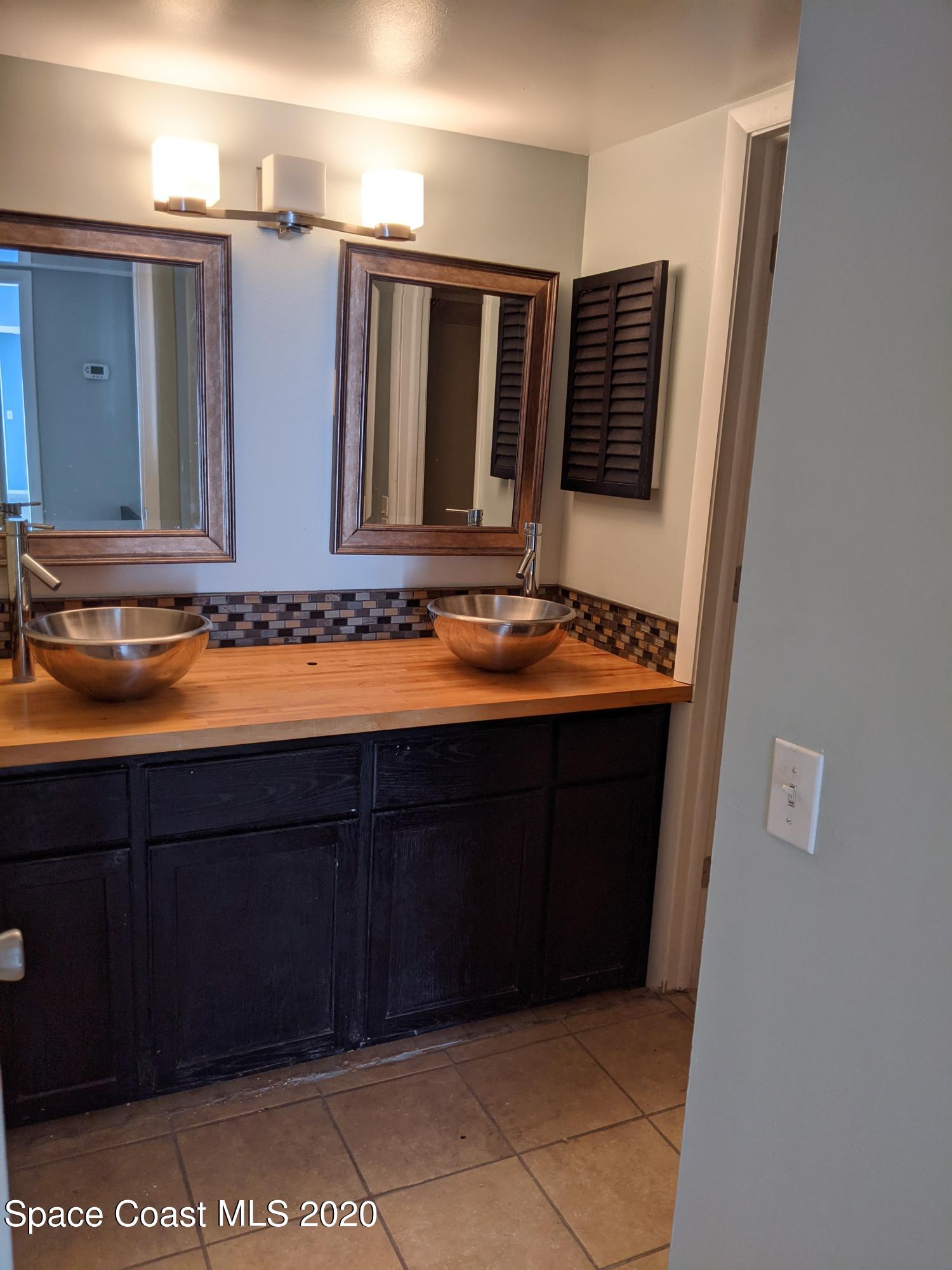 2517 Patty Circle Northeast, Unit 32905 Palm Bay, FL 32905 - Photo 3 of 11 PXL_20210104_153047340.NIGHT