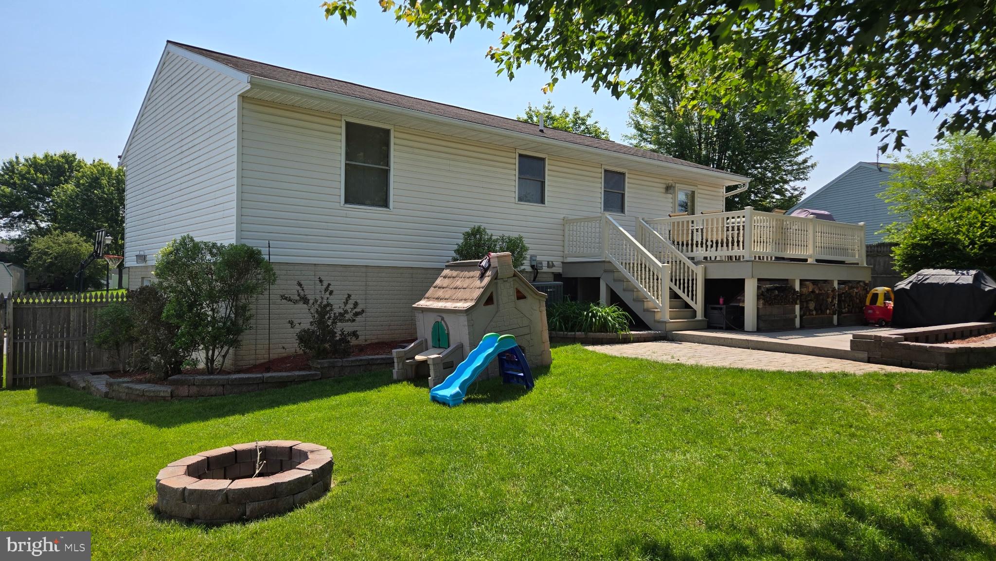 12 Spring House Lane Denver, PA 17517 - Photo 3 of 35 Gallery Image 3