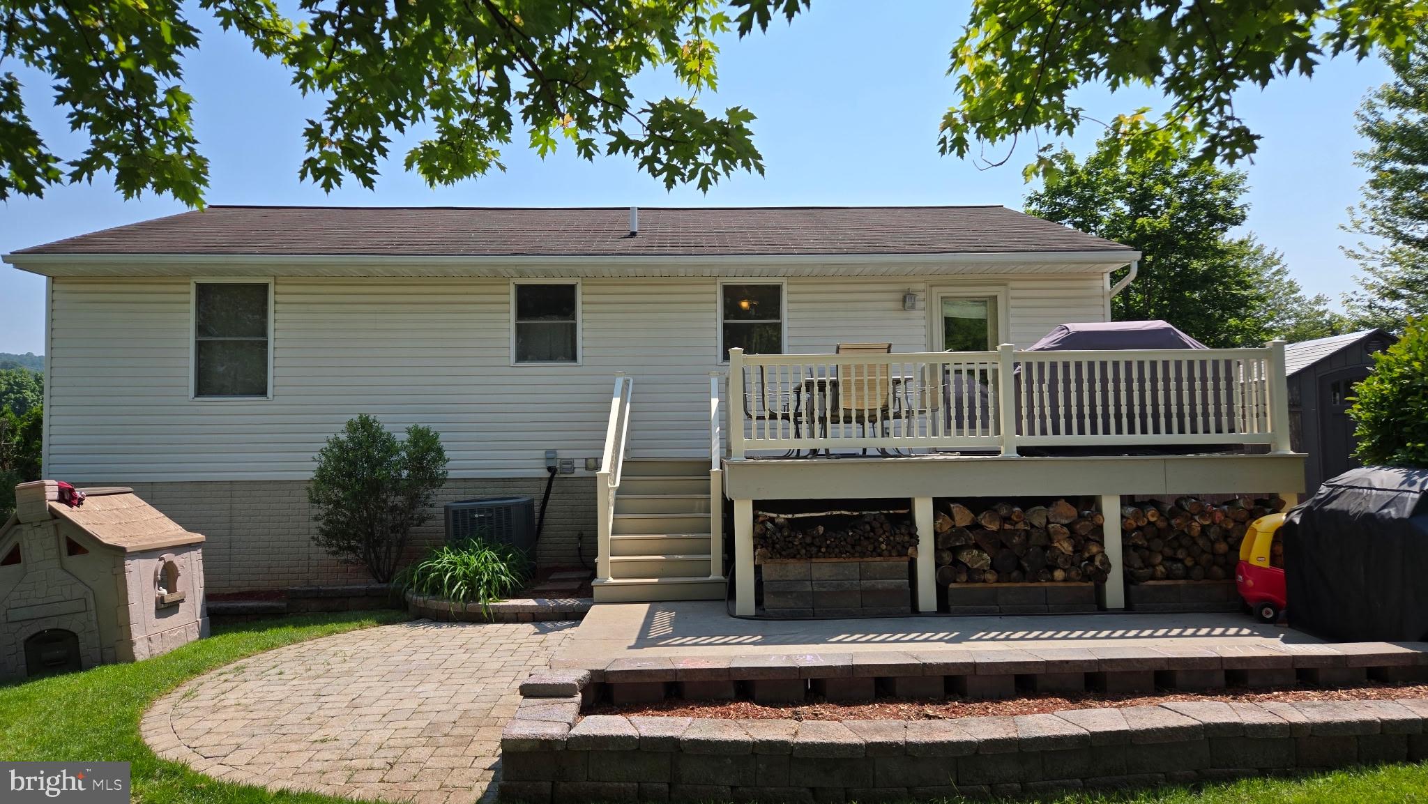 12 Spring House Lane Denver, PA 17517 - Photo 4 of 35 Gallery Image 4