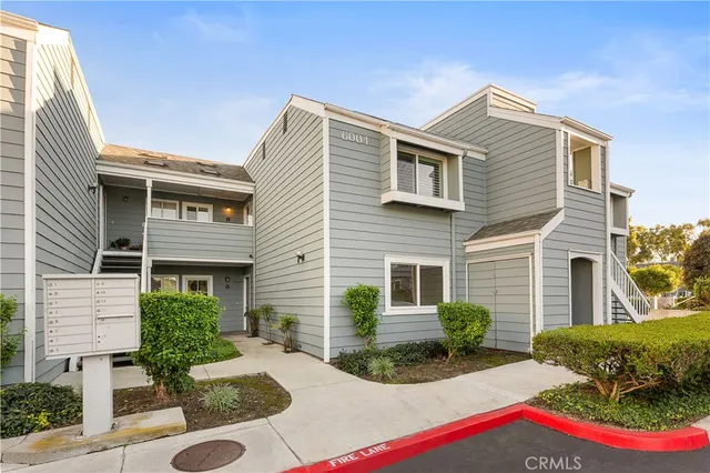 $479,000 | 6004 Bixby Village Drive, Unit 22, Long Beach, CA 90803