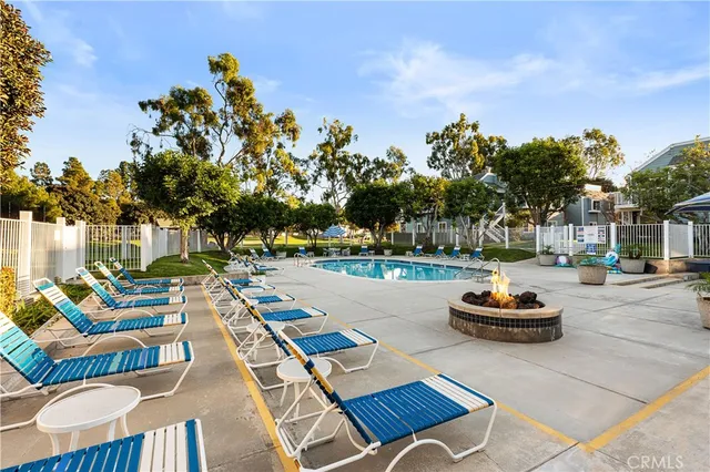 $479,000 | 6004 Bixby Village Drive, Unit 22, Long Beach, CA 90803