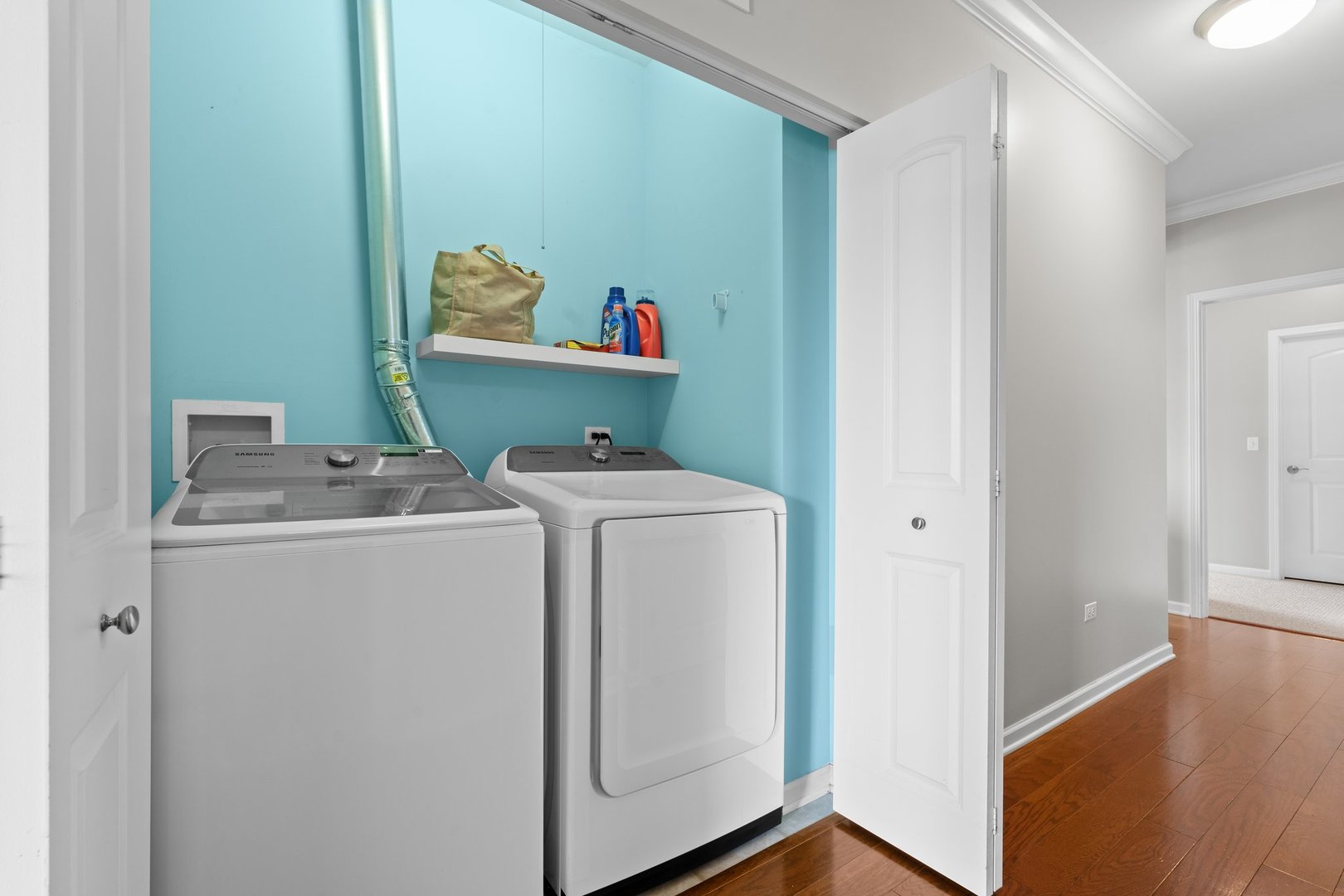 1116 Draper Road, Unit 1116 McHenry, IL 60050 - Photo 17 of 20 a utility room with dryer and washer