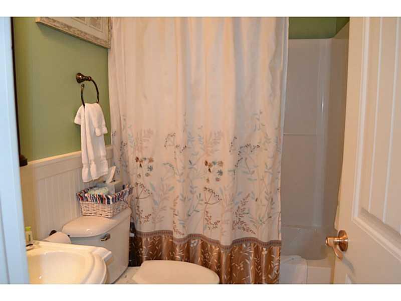 318 Eddy Road, Unit 302 Edgecomb, ME 04556 - Photo 5 of 18 Interior Space/Layout.