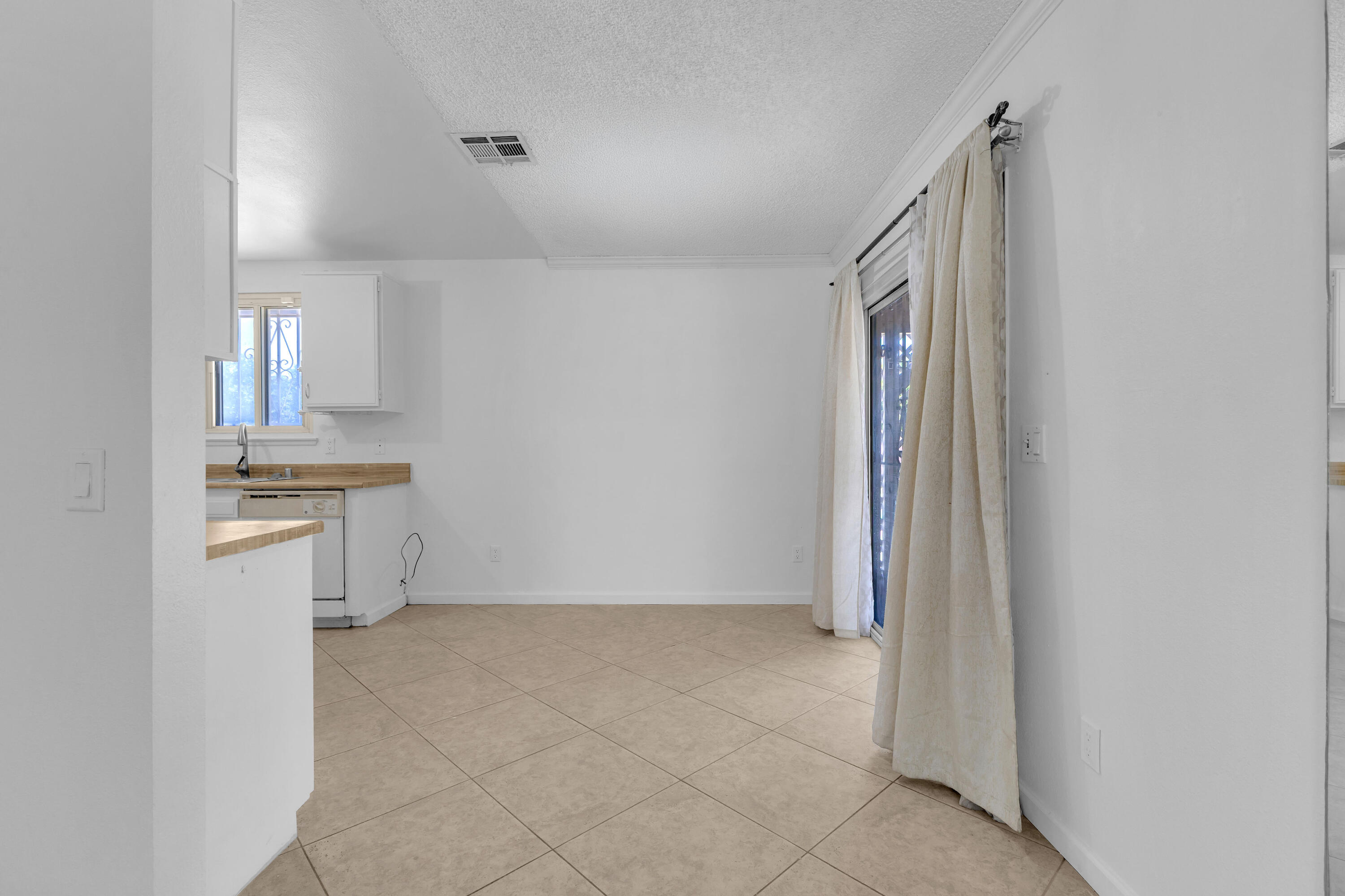 1880 Sharon Road Palm Springs, CA 92262 - Photo 30 of 55 IMG_9065