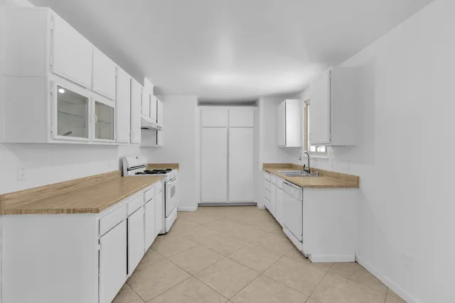 $699,000 | 1880 Sharon Road, Palm Springs, CA 92262