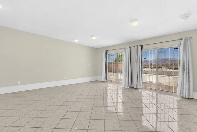 $699,000 | 1880 Sharon Road, Palm Springs, CA 92262