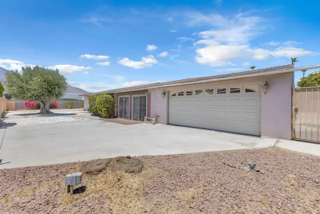 $699,000 | 1880 Sharon Road, Palm Springs, CA 92262