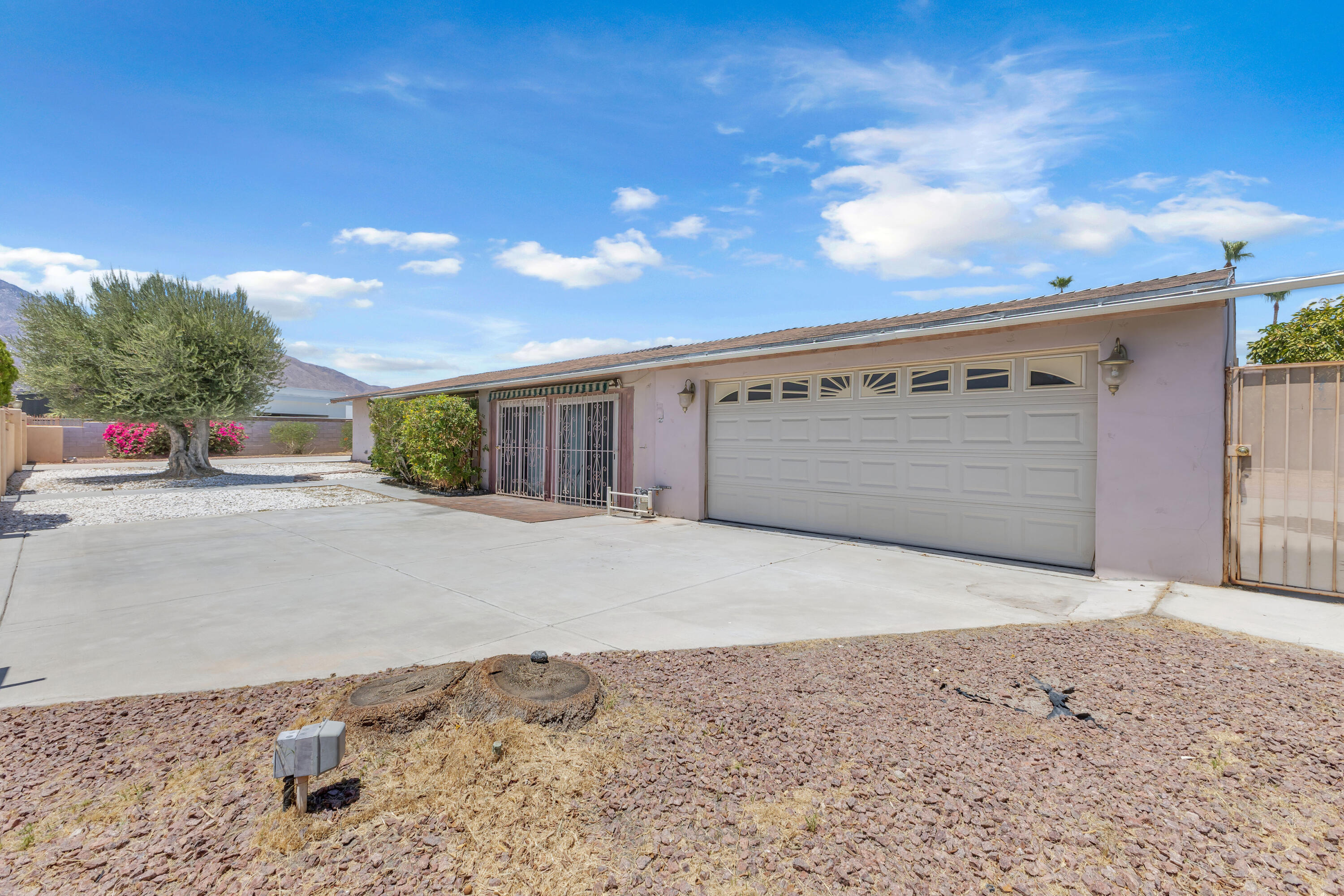 1880 Sharon Road Palm Springs, CA 92262 - Photo 9 of 55 IMG_8981