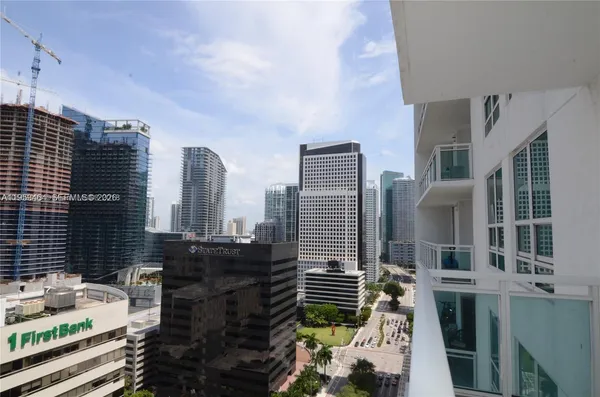 $3,000 | 951 Brickell Avenue, Unit 2309, Miami, FL 33131
