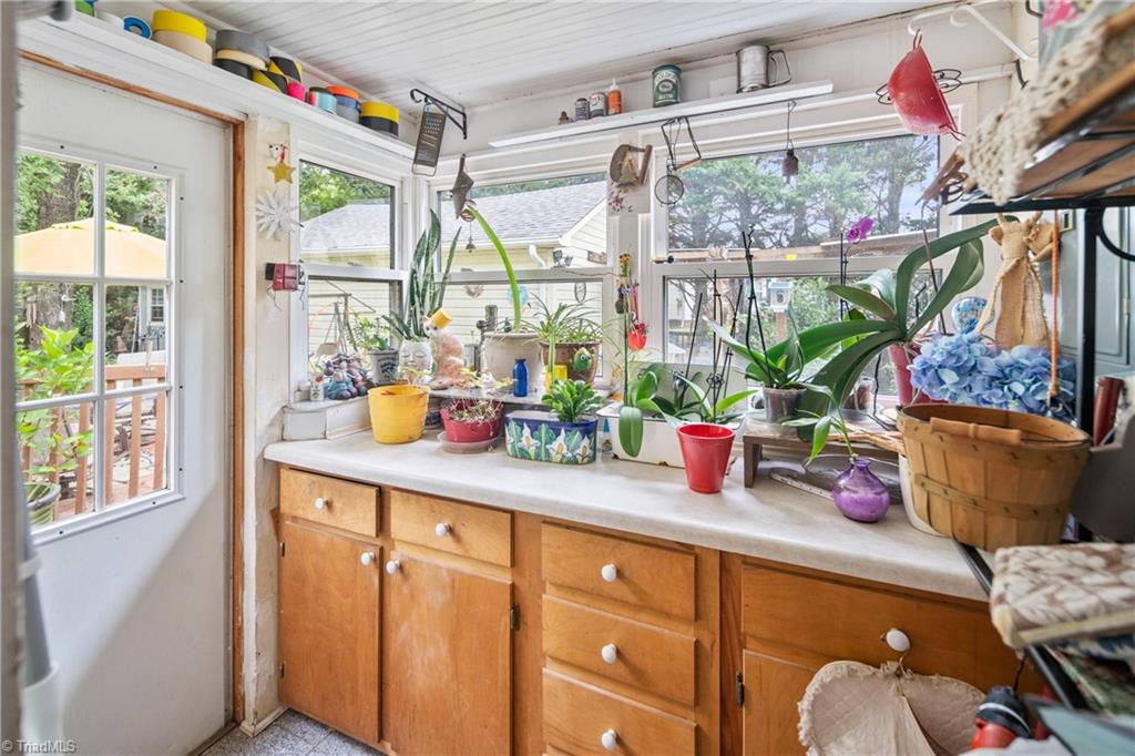 204 Carson Road Pilot Mountain, NC 27041 - Photo 20 of 32 Enclosed Porch