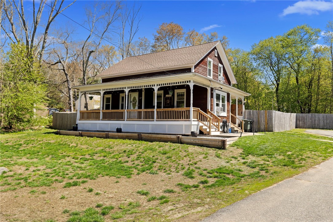 117 Station Street Coventry, RI 02816 - Photo 4 of 39