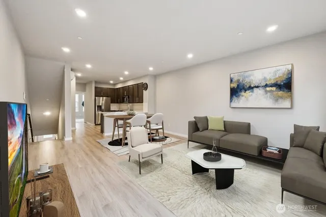 $679,950 | 14925 44th Avenue West, Unit B4, Lynnwood, WA 98087