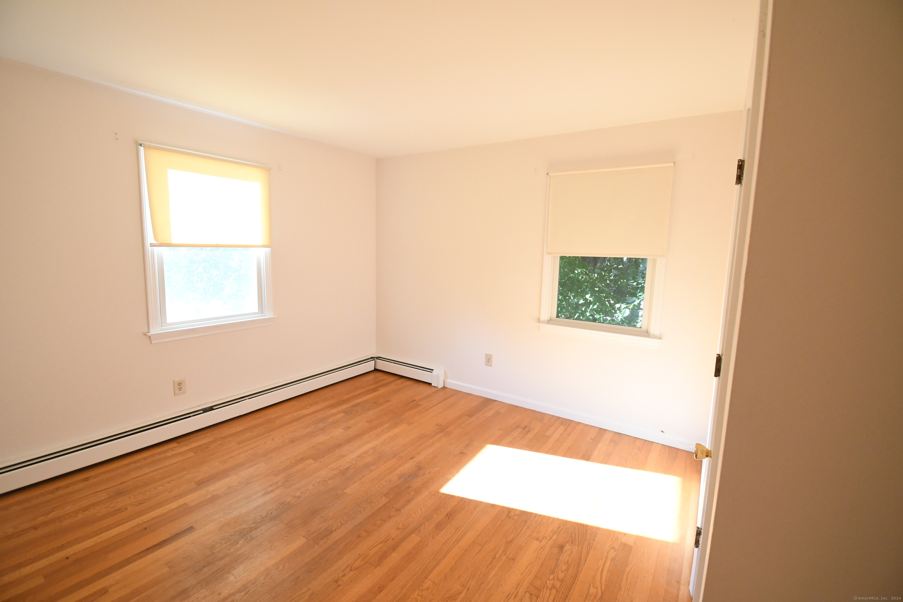 313 Burnt Plains Road Milford, CT 06461 - Photo 15 of 18