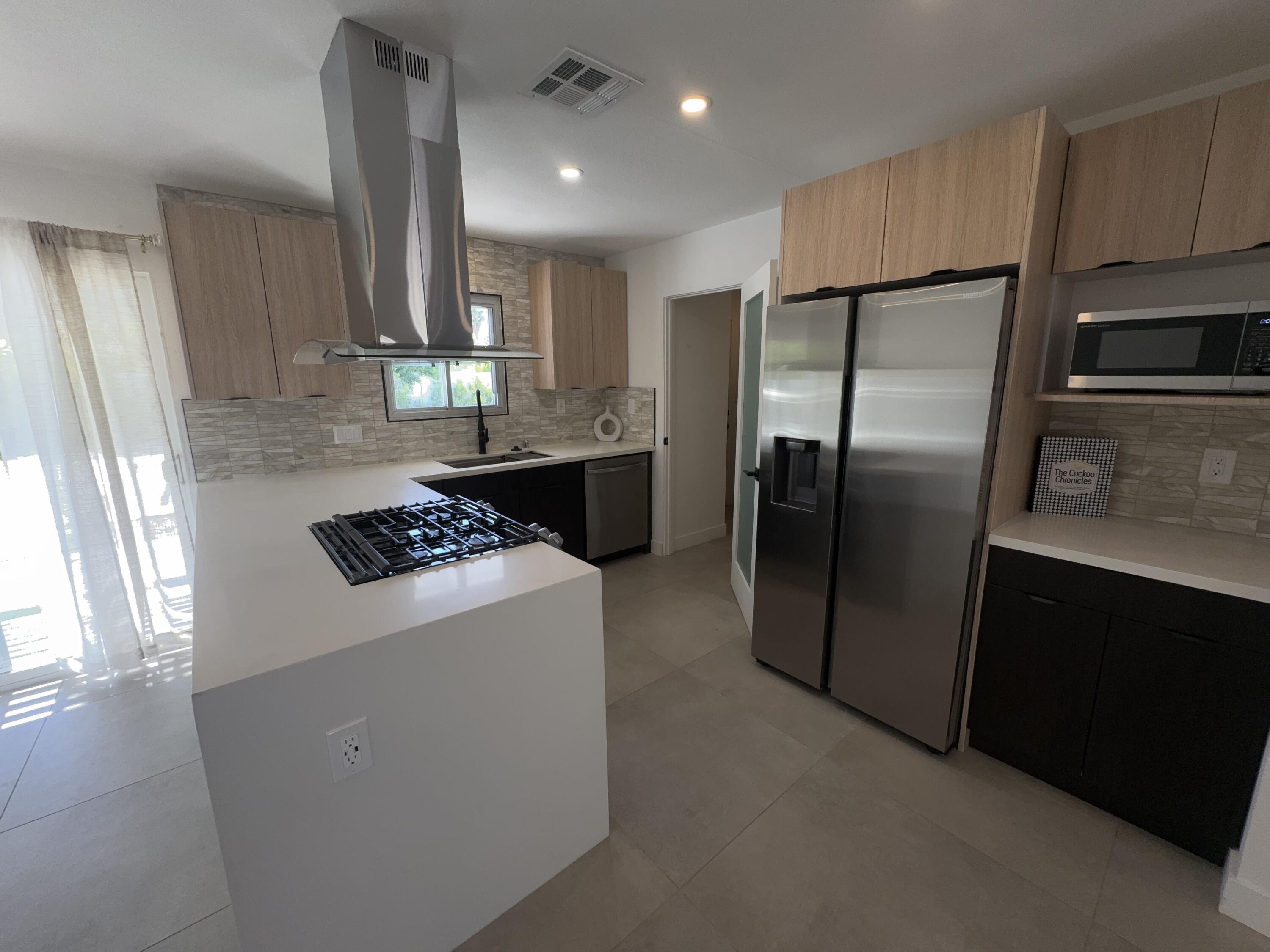 2175 North Sandra Road Palm Springs, CA 92262 - Photo 4 of 10 4