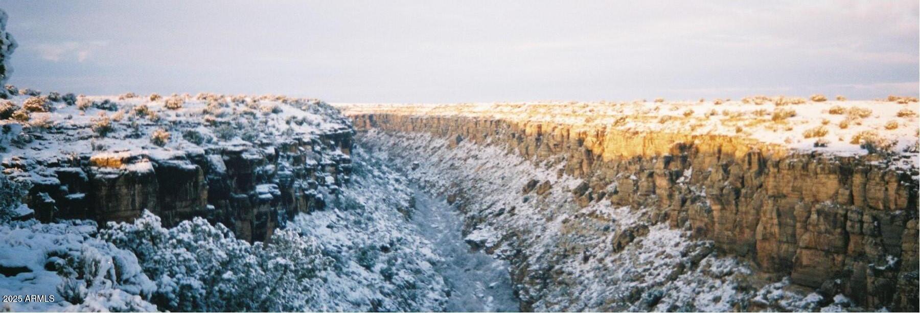 0 Unknown Road, Unit 666 Winslow, AZ 86047 - Photo 2 of 23 a view of city and mountain