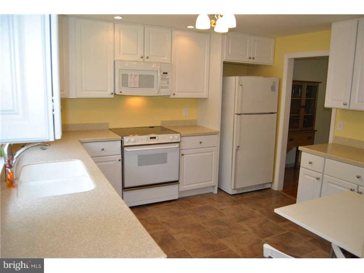 1613 Church Road Oreland, PA 19075 - Photo 5 of 13 Kitchen