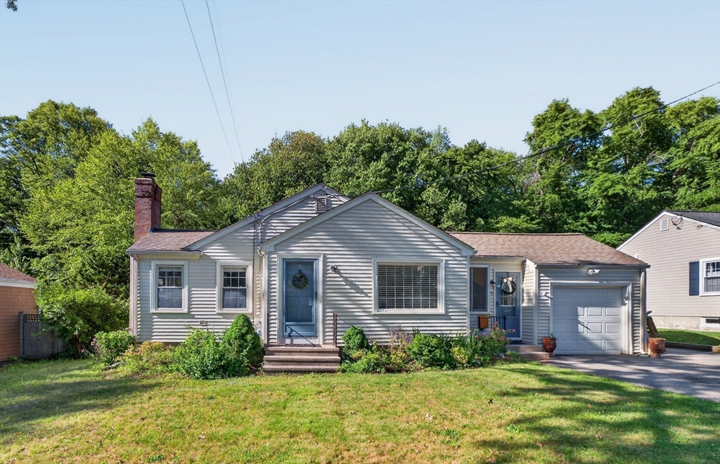 9 Milton Road Barrington, RI 02806 - Photo 1 of 42