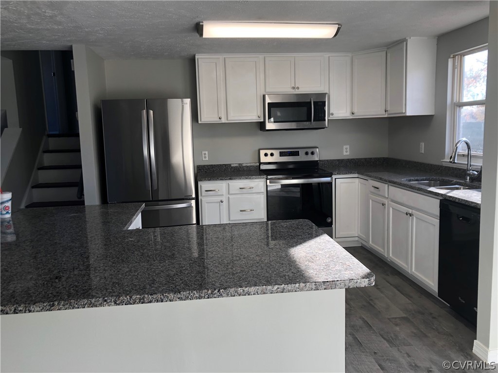 4618 Packard Road Glen Allen, VA 23060 - Photo 3 of 34