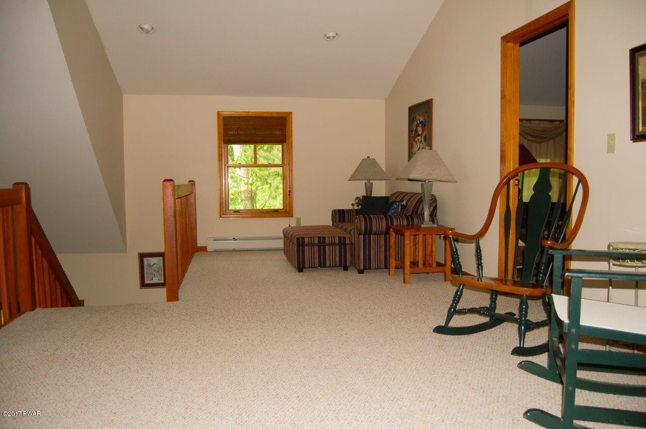 130 Paupack Point Road Hawley, PA 18428 - Photo 38 of 52