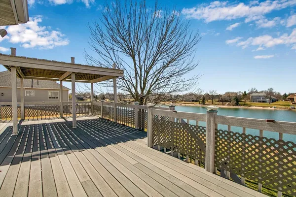 $679,000 | 24016 South Countryside Drive, Minooka, IL 60447