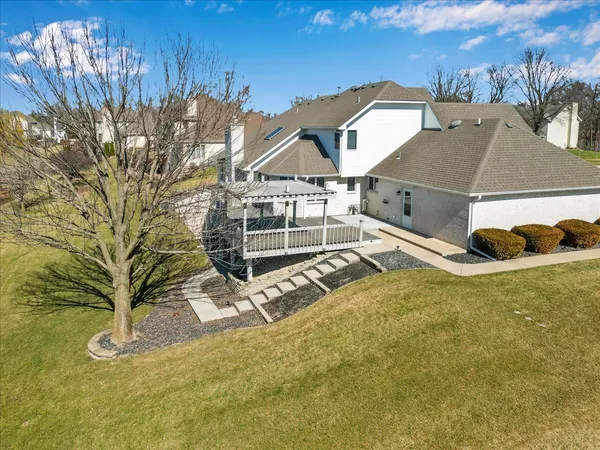 $679,000 | 24016 South Countryside Drive, Minooka, IL 60447