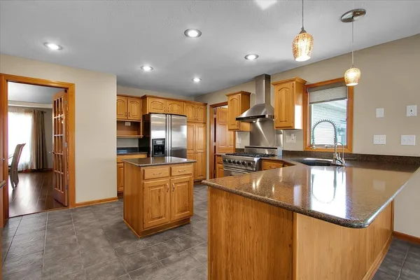 $679,000 | 24016 South Countryside Drive, Minooka, IL 60447