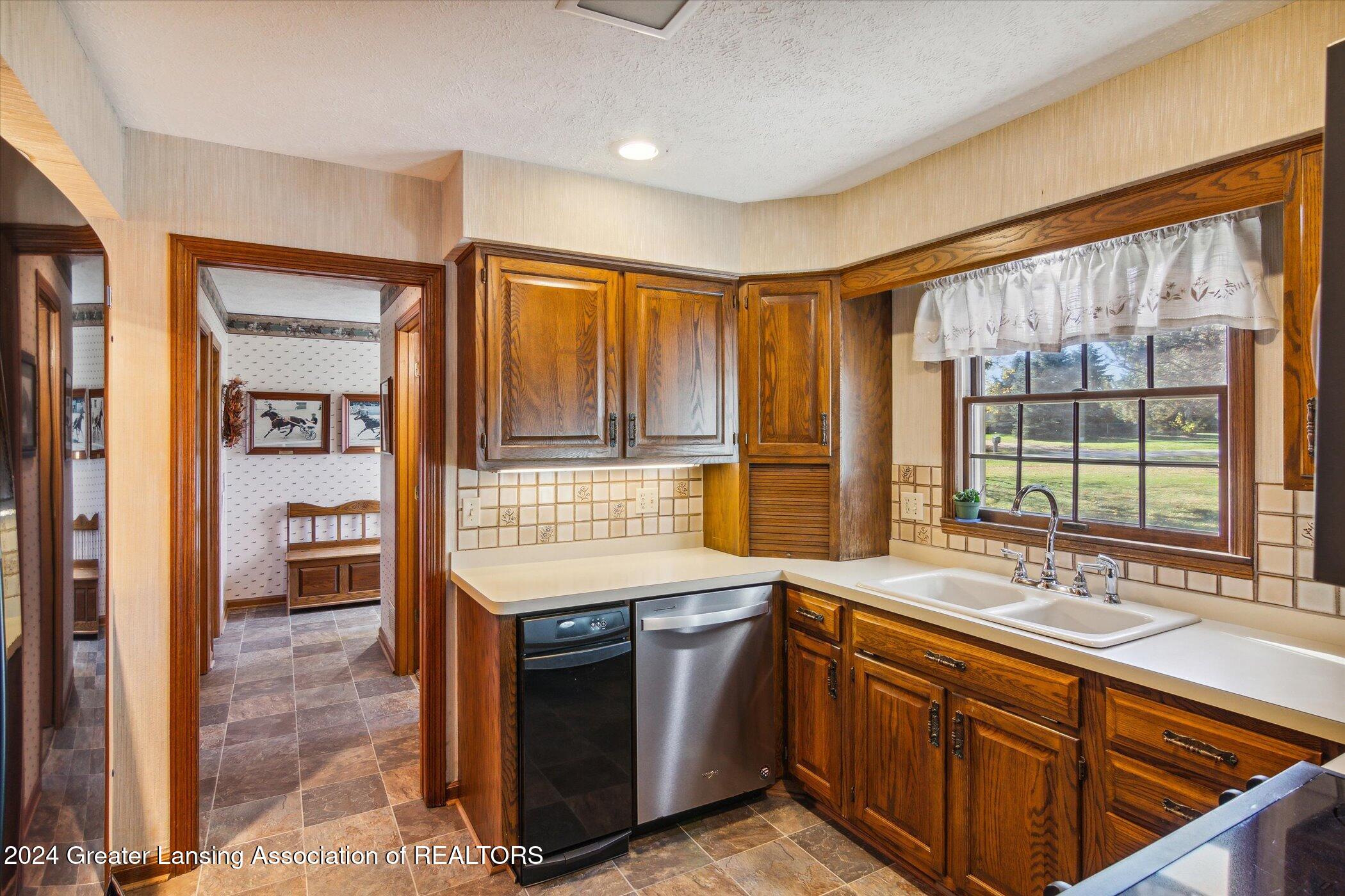 2474 Tomlinson Road Mason, MI 48854 - Photo 22 of 78 16-2474-Tomlinson-Rd-Mason-MI-48854-Wind
