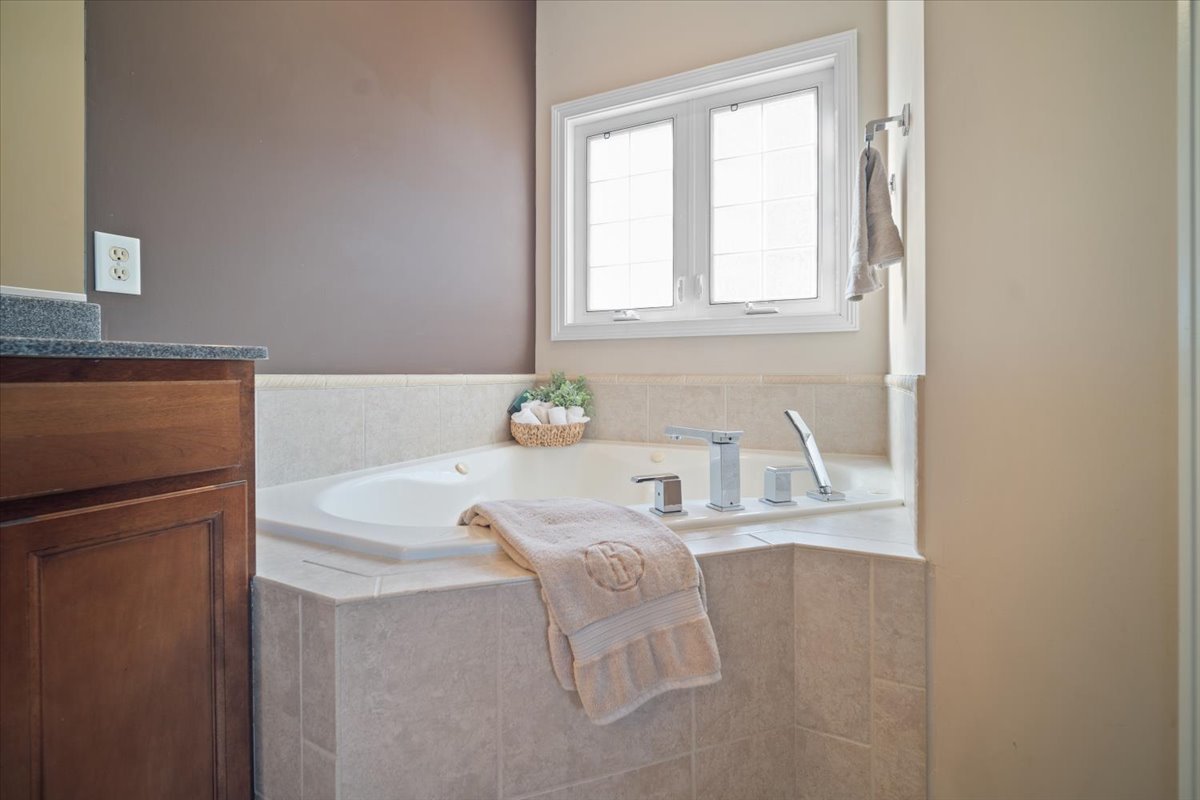 3591 Napa Lane Normal, IL 61761 - Photo 18 of 40 Gallery Image 18