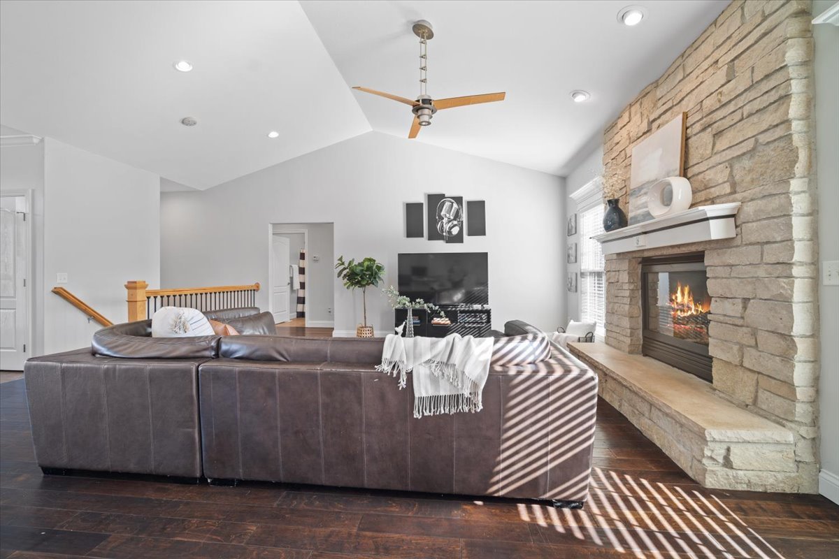 3591 Napa Lane Normal, IL 61761 - Photo 7 of 40 Gallery Image 7