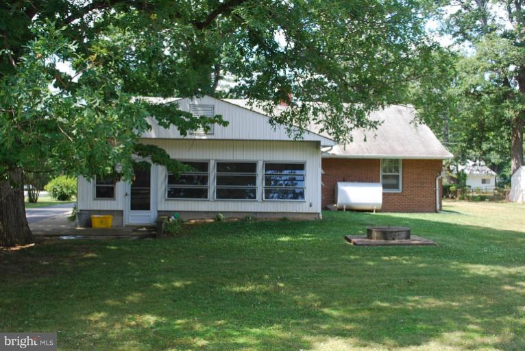 8710 Dangerfield Road Clinton, MD 20735 - Photo 14 of 30 Exterior (Rear)
