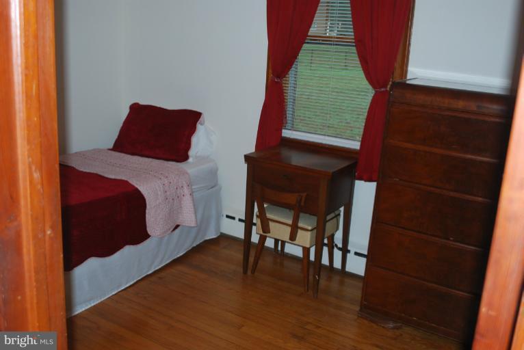 8710 Dangerfield Road Clinton, MD 20735 - Photo 16 of 30 Bedroom #2