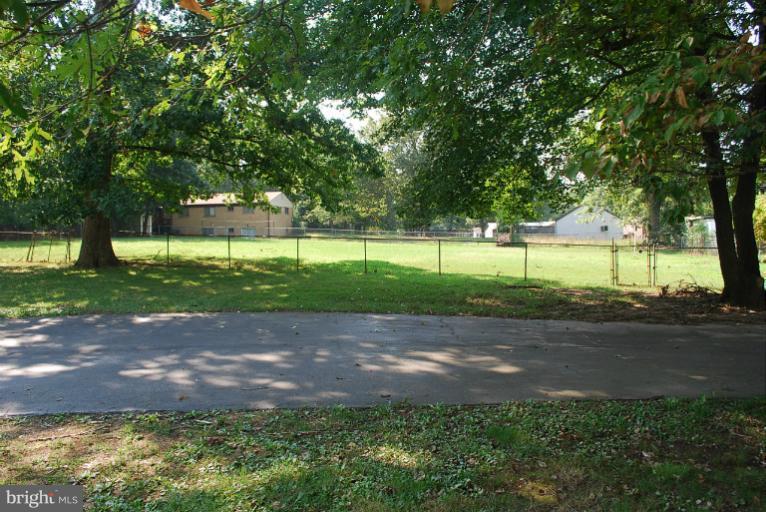 8710 Dangerfield Road Clinton, MD 20735 - Photo 19 of 30 Additional Fenced Yard Space