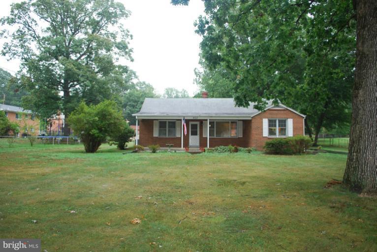 8710 Dangerfield Road Clinton, MD 20735 - Photo 8 of 30 Exterior (Front)