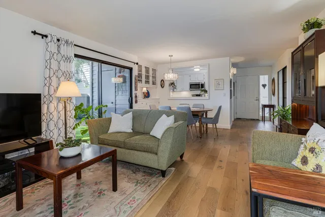 $899,000 | 62 Cypress Place, Sausalito, CA 94965