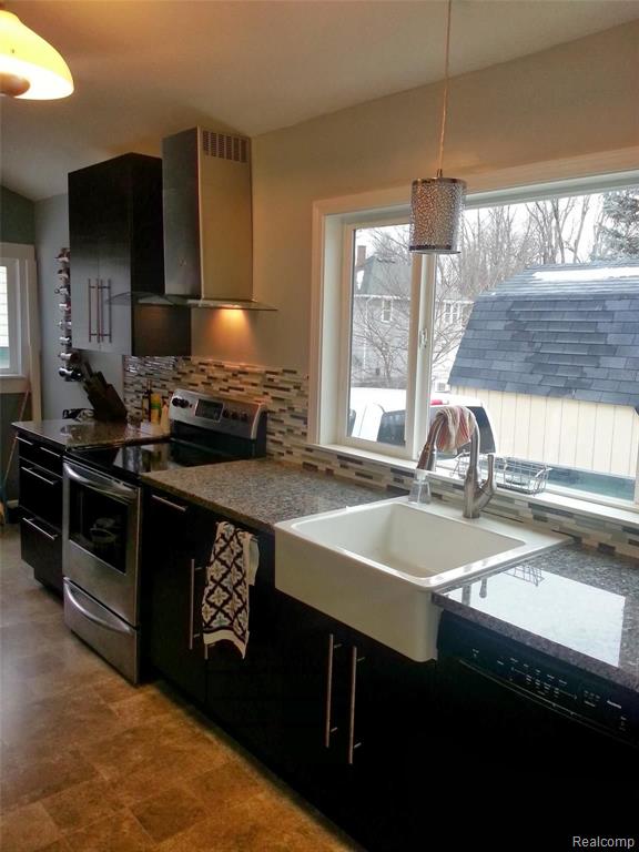 203 Spring Street Yale, MI 48097 - Photo 6 of 7