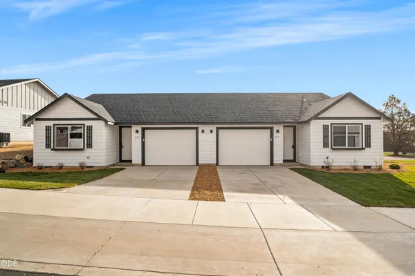 $287,900 | 891 Southeast Starview Avenue, Madras, OR 97741