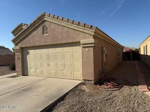 $1,800 | 16016 West Larkspur Drive, Goodyear, AZ 85338
