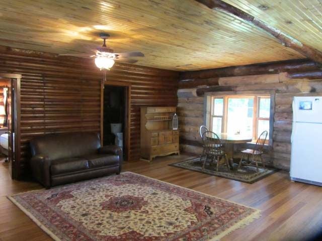 8200-41 Carter Road Minocqua, WI 54548 - Photo 8 of 17 Gallery Image 8