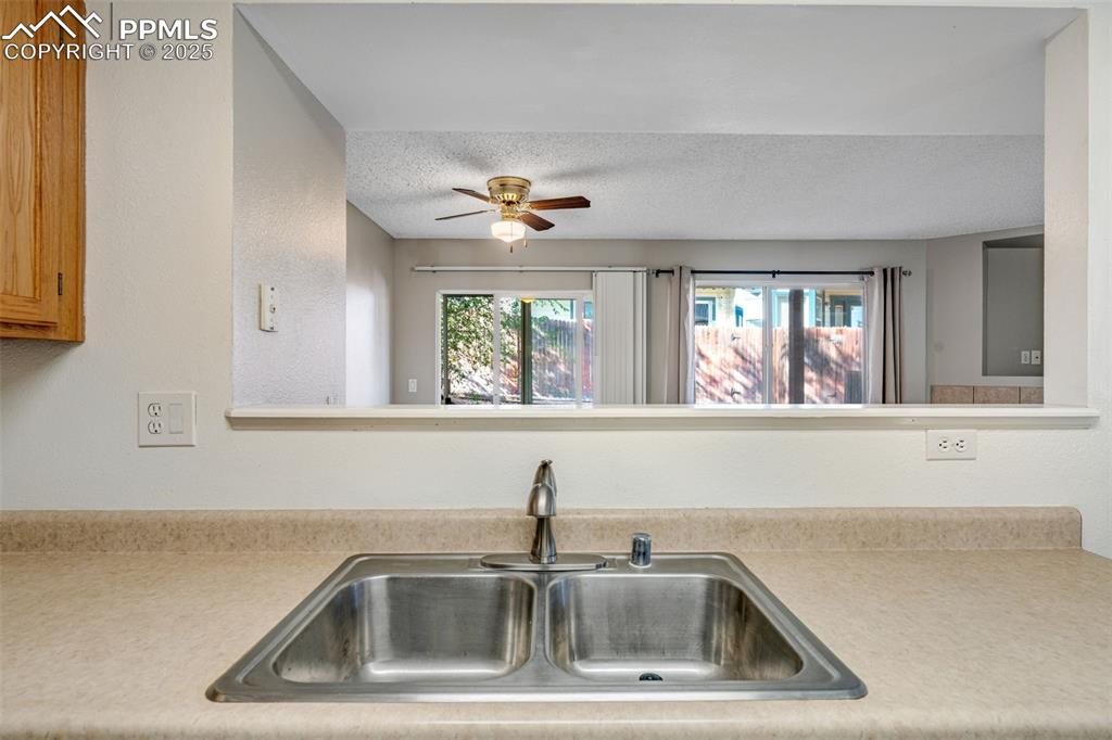 730 Mediterranean Point Colorado Springs, CO 80910 - Photo 4 of 30