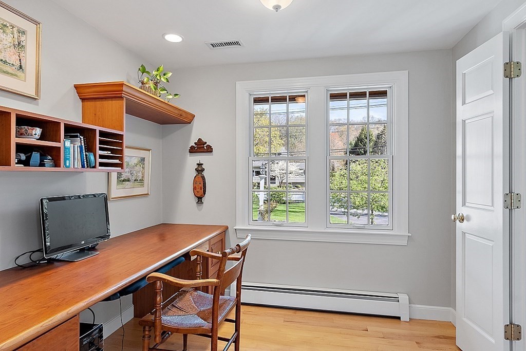 537 Barretts Mill Road Concord, MA 01742 - Photo 17 of 35 a room with furniture and a window